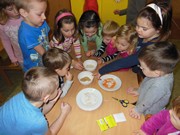 Pozorujeme jak klíčí a rostou semínka